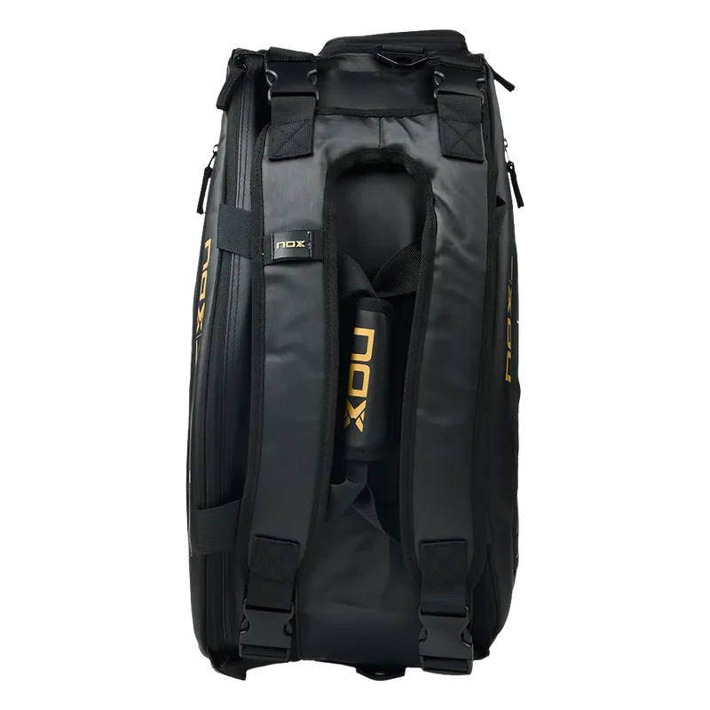Paletero Nox AT10 Team Black Gold 2026 (Exclusivo PadelPROShop)