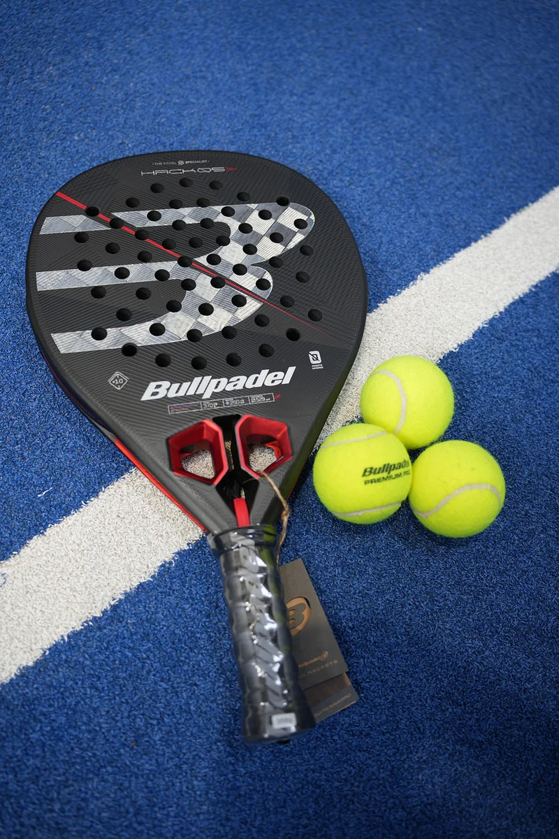 Bullpadel Hack 05 Hybrid 27 Padel Racket