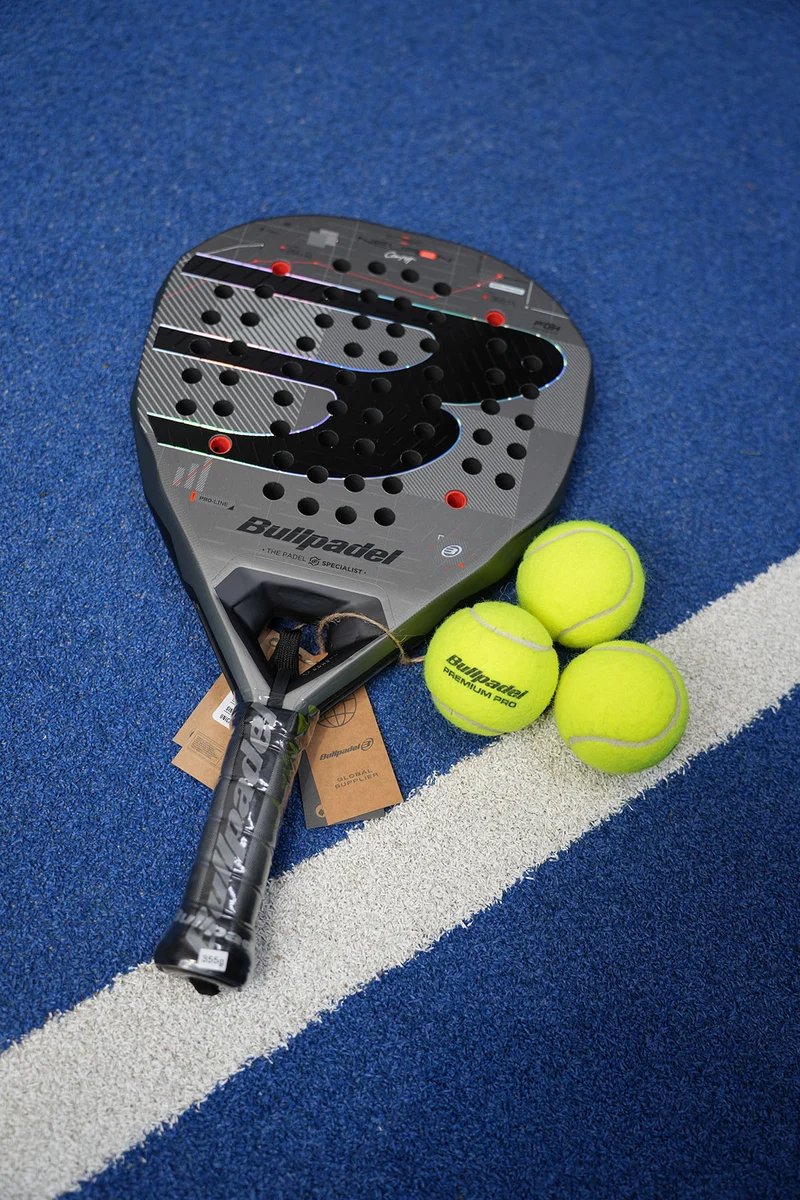 Bullpadel Neuron 02 Edge Comfort 27 Padel Racket