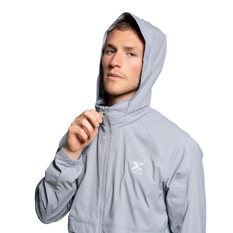 Cortavientos Nox Ligero Hombre Gris 2026