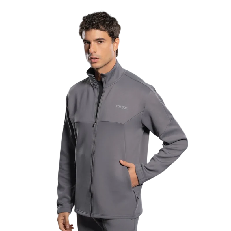 Chaqueta Nox Team Moon Grey Hombre 2026