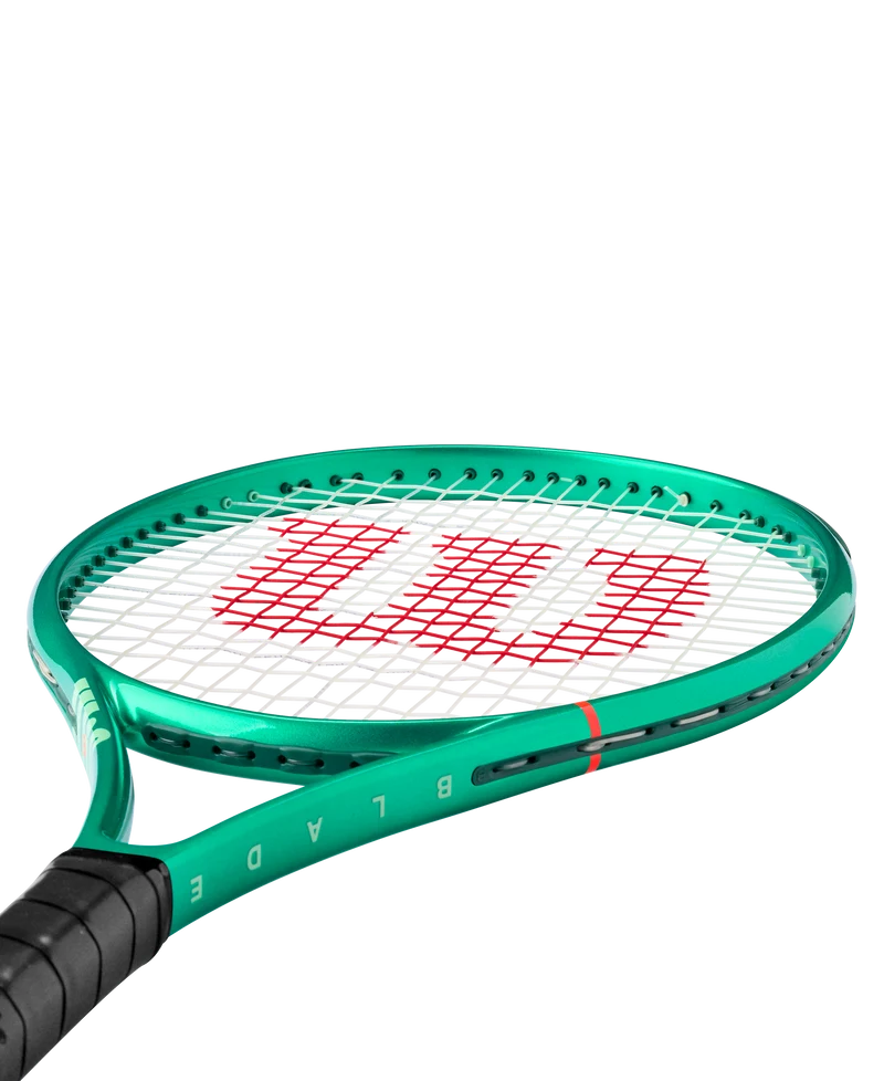 Wilson Blade 26 V10 Junior Tennis Racket