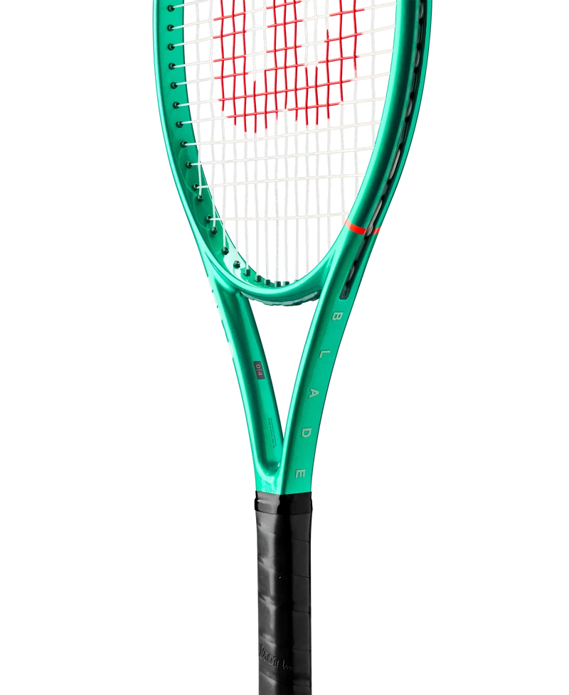 Wilson Blade 26 V10 Junior Tennis Racket