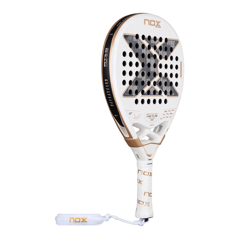 Pala de TEST Nox AT10 Genius 12K Xtrem by Agustin Tapia 2026