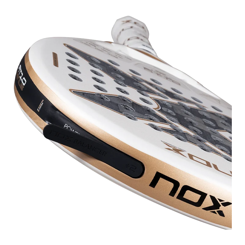 Pala de TEST Nox AT10 Genius 12K Xtrem by Agustin Tapia 2026