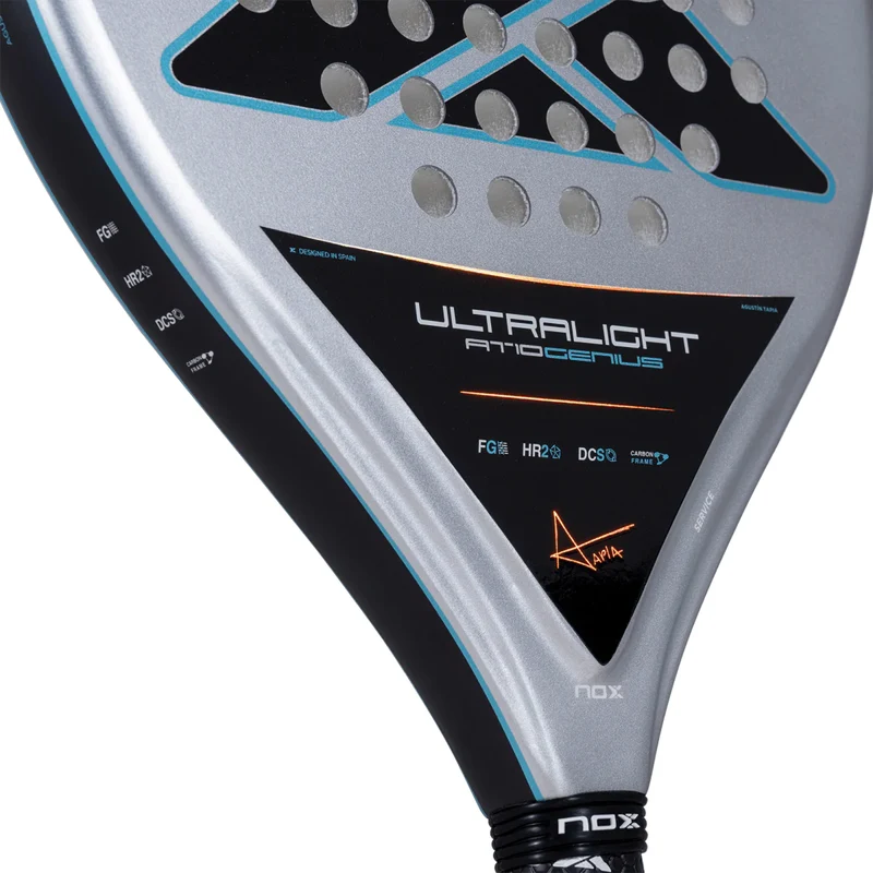 AT10 Genius Ultralight Padelschläger