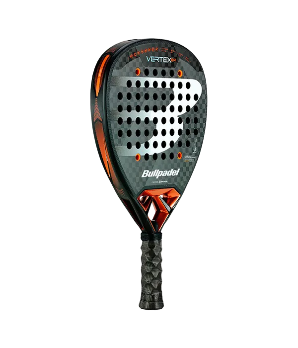Pack Pala Bullpadel VERTEX 04 + Paletero Oxdog Ultra Tour Negro + Pelotas Oxdog BOOST+