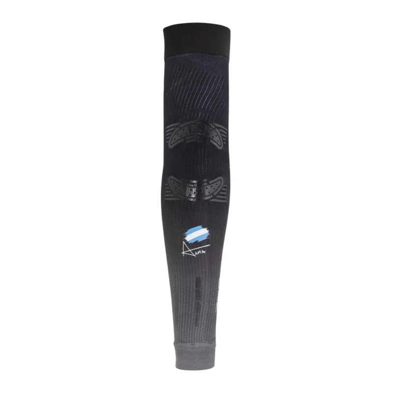 FLOKY NO-STRAIN Black AGUSTIN TAPIA (Manguito)