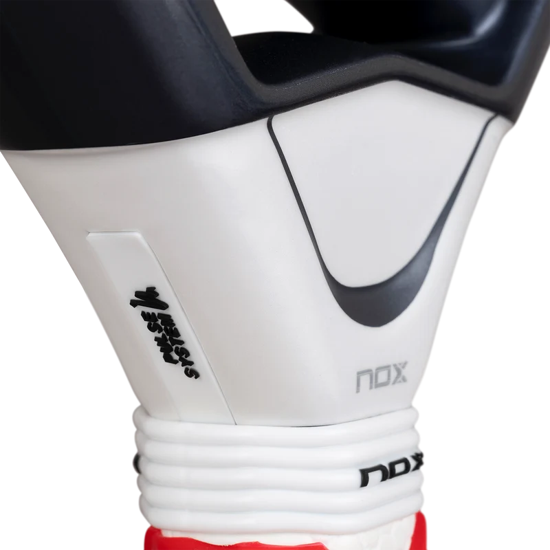 Nox AT10 Genius 12K Alum Xtrem Lite Augstin Tapia Padel Racket 26