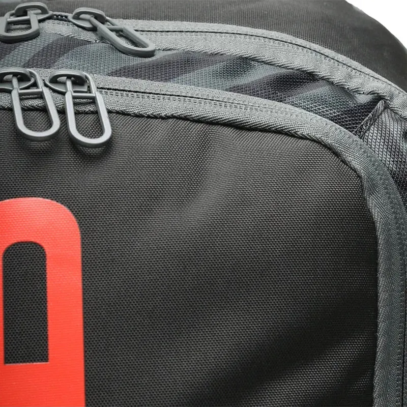 HEAD BASE Backpack 17L Negro/Rojo (Mochila)