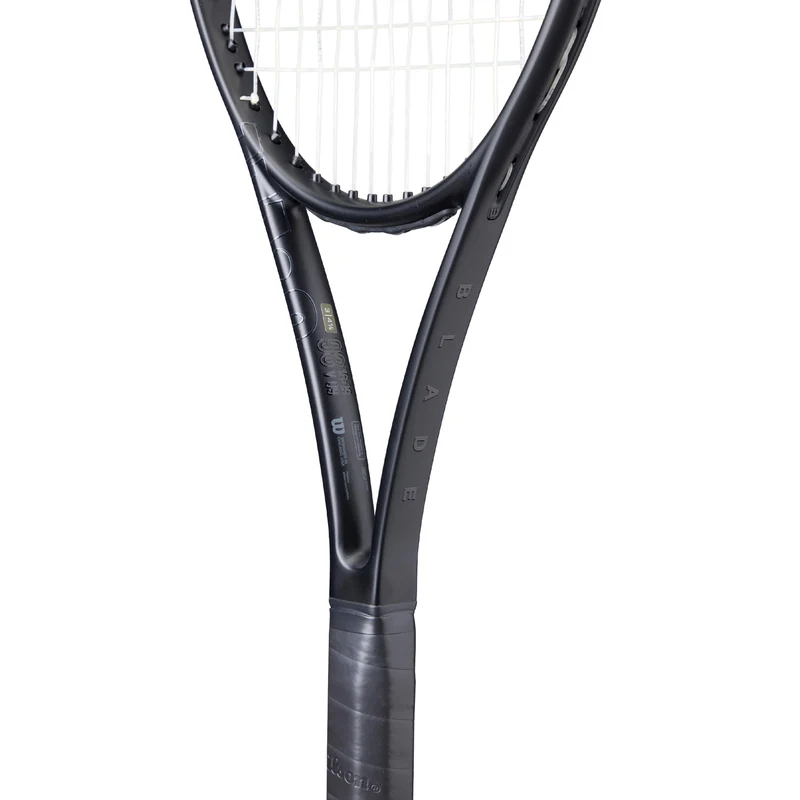 Noir Blade 98 V9 16X19 Turnierschläger unbesaitet