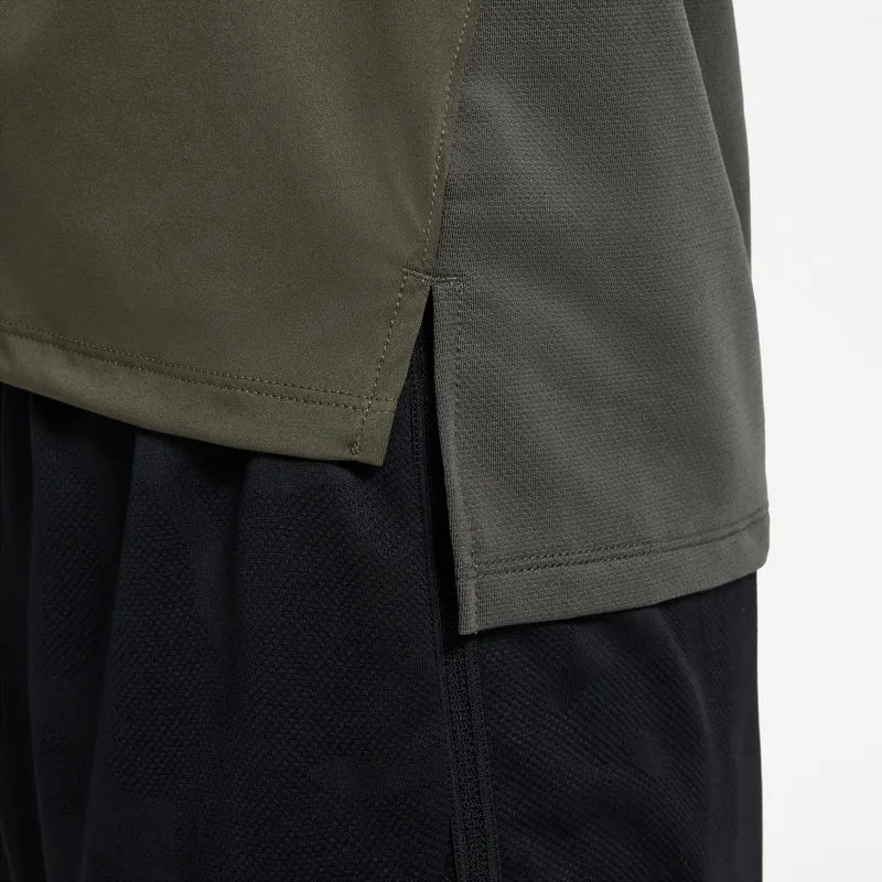 Dri-Fit Multi Tech Laufshirt Jungen-Khaki