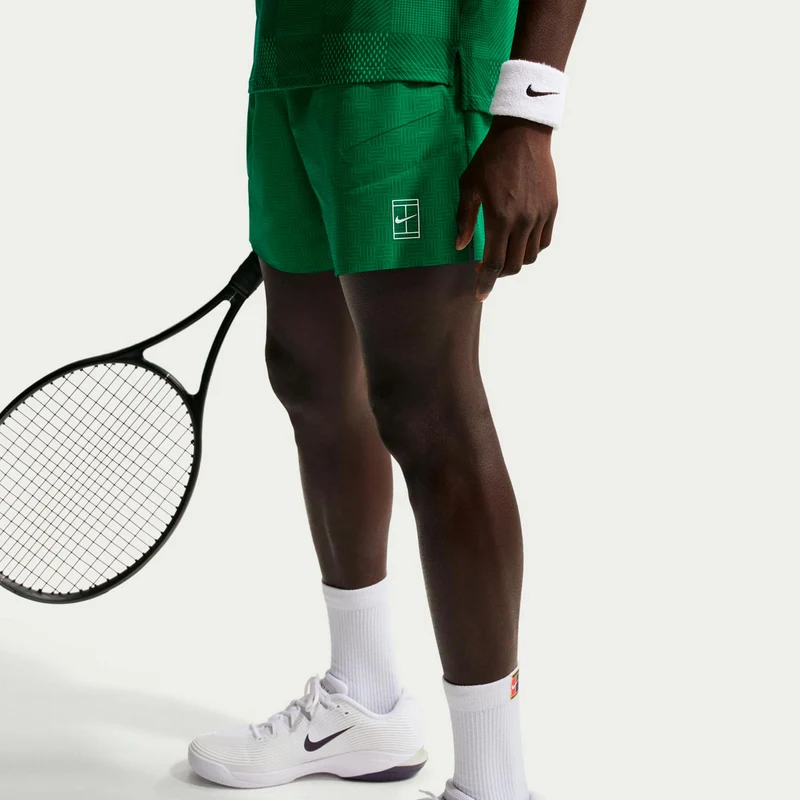 Court Dri-Fit Advantage 6in Shorts Herren-grün